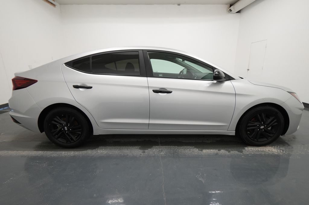 2019 Hyundai Elantra SEL - Photo 15
