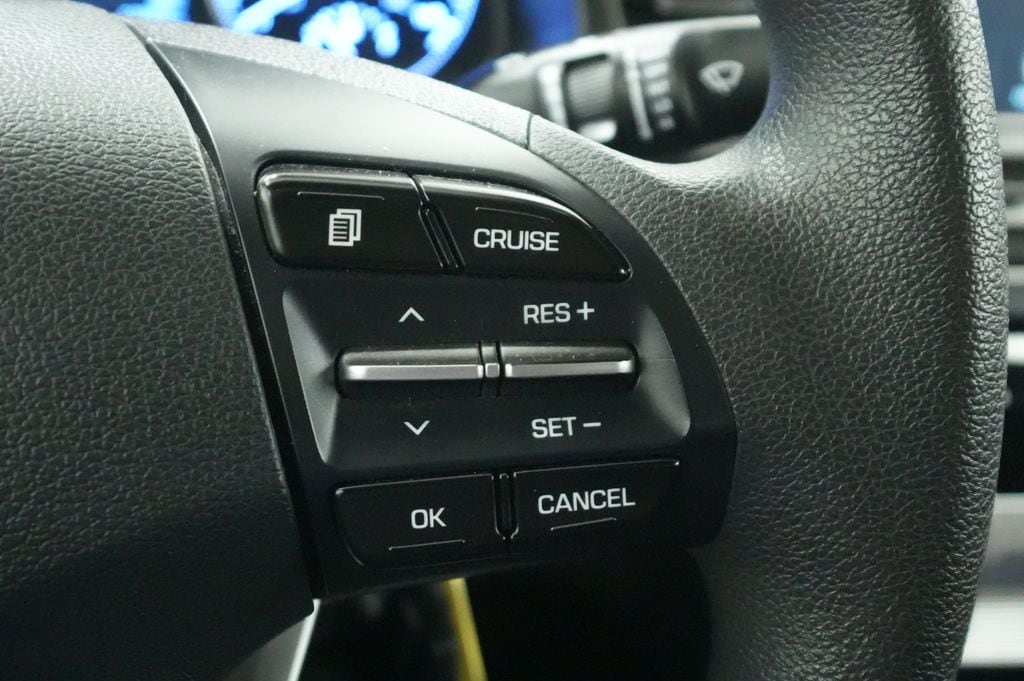 2019 Hyundai Elantra SEL - Photo 35