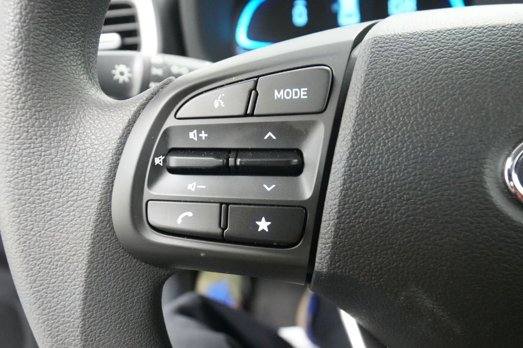 2026 Hyundai Venue SE - Photo 31