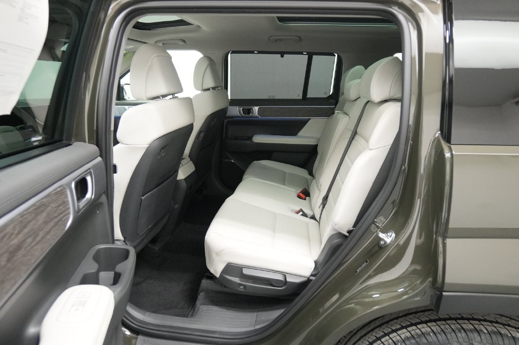 2024 Hyundai Santa Fe Limited - Photo 21