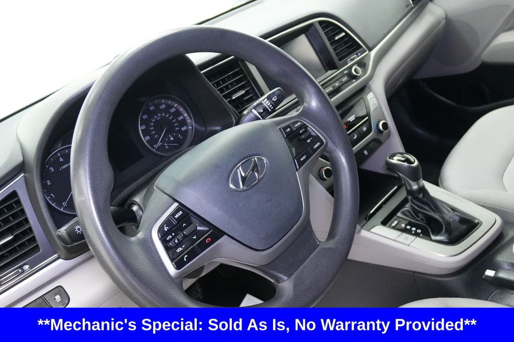 2017 Hyundai Elantra SE - Photo 12