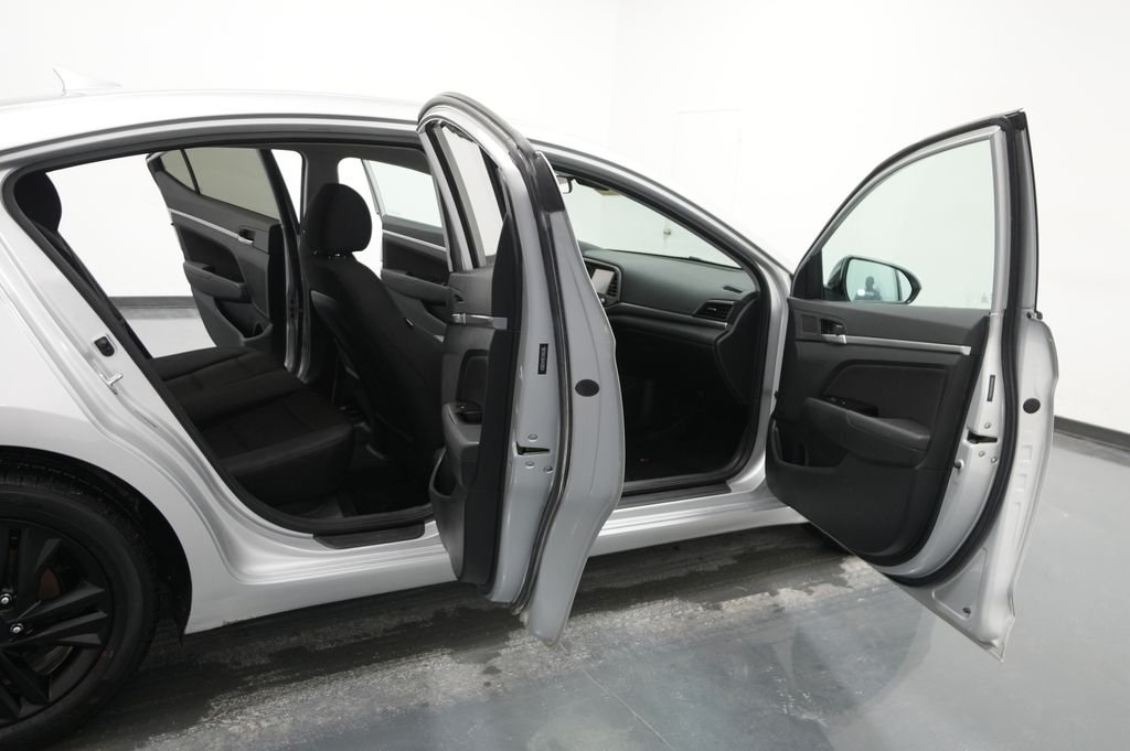 2019 Hyundai Elantra SEL - Photo 28