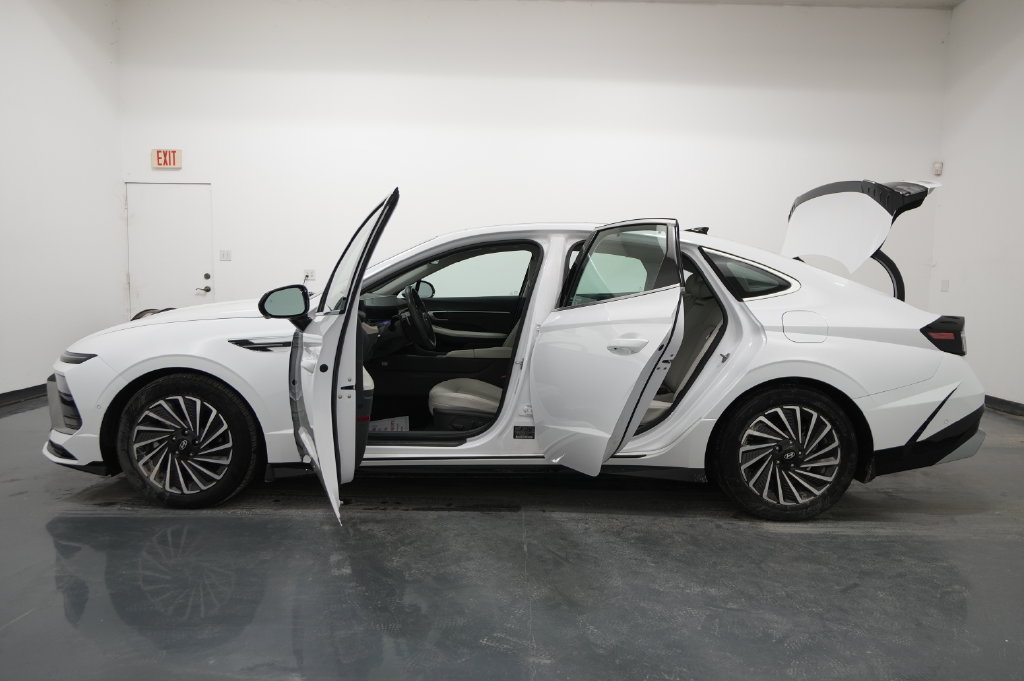 2025 Hyundai Sonata Hybrid Limited - Photo 27