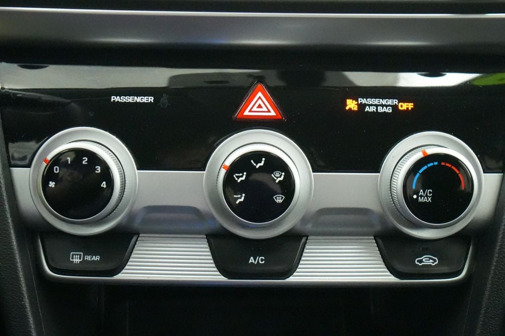 2019 Hyundai Elantra SEL - Photo 32