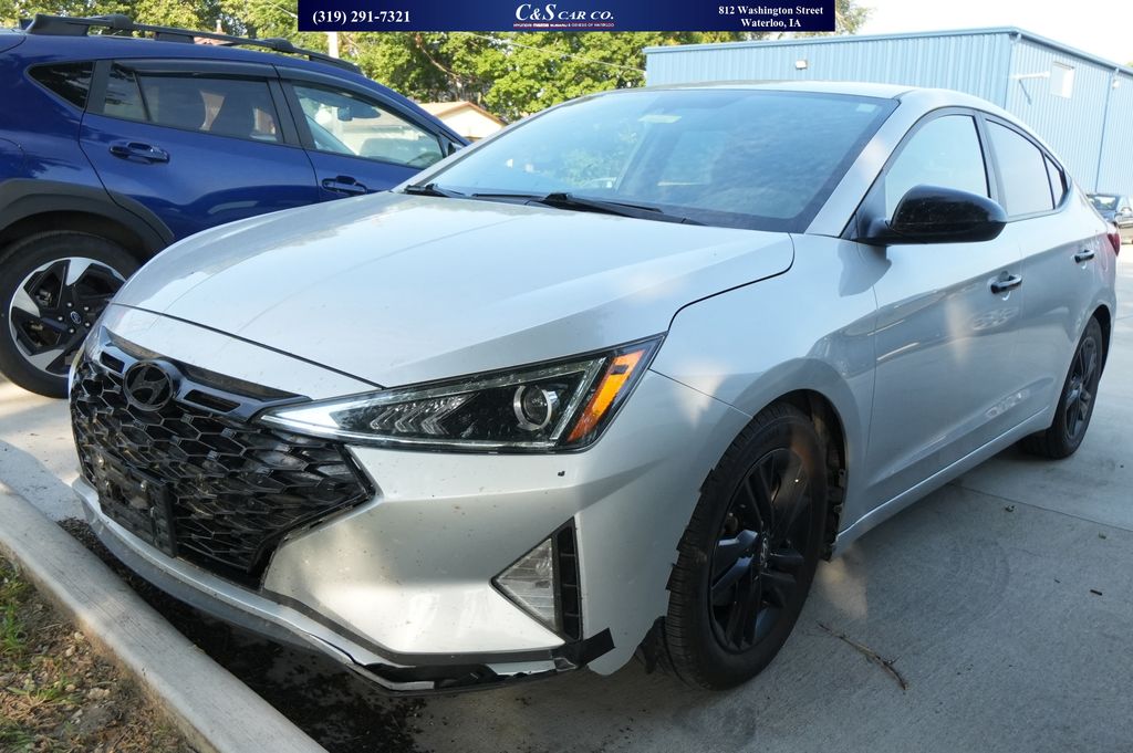 2019 Hyundai Elantra SEL - Photo 1