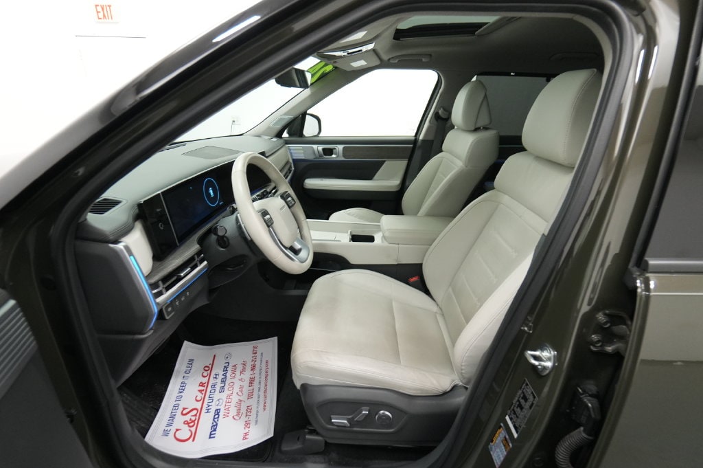 2024 Hyundai Santa Fe Limited - Photo 15