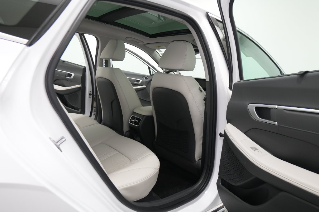 2025 Hyundai Sonata Hybrid Limited - Photo 28