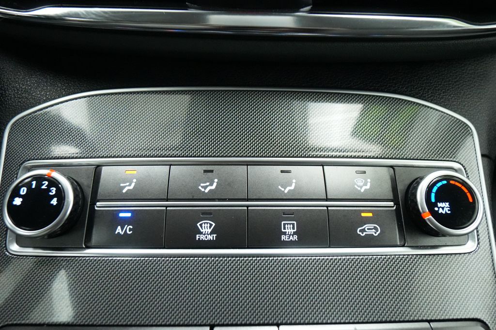 2023 Hyundai Santa Fe SE - Photo 30