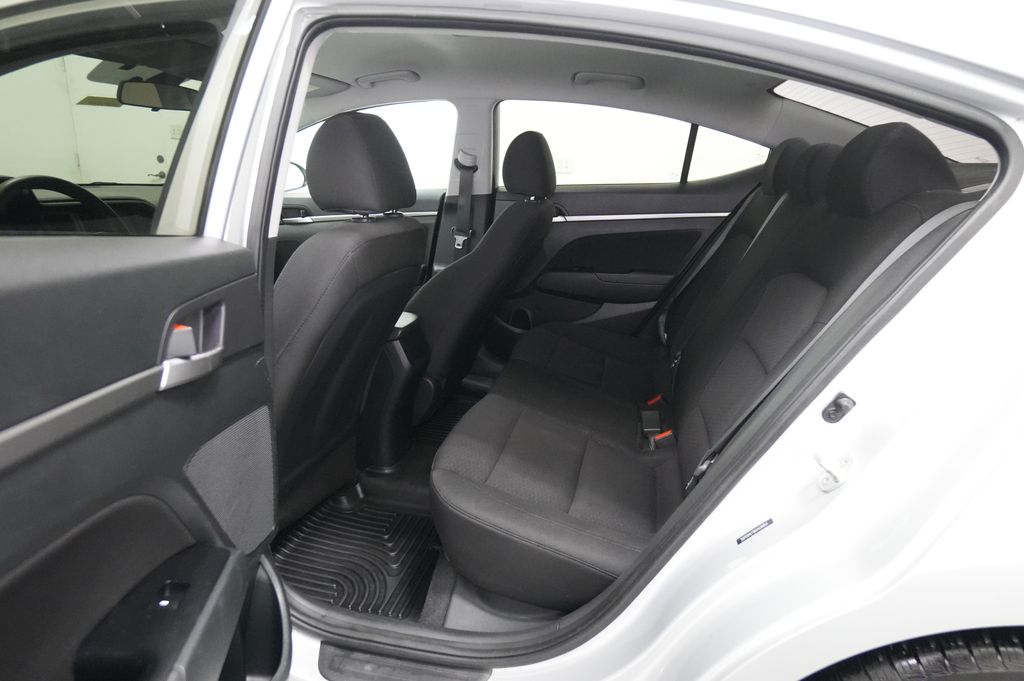 2019 Hyundai Elantra SEL - Photo 23
