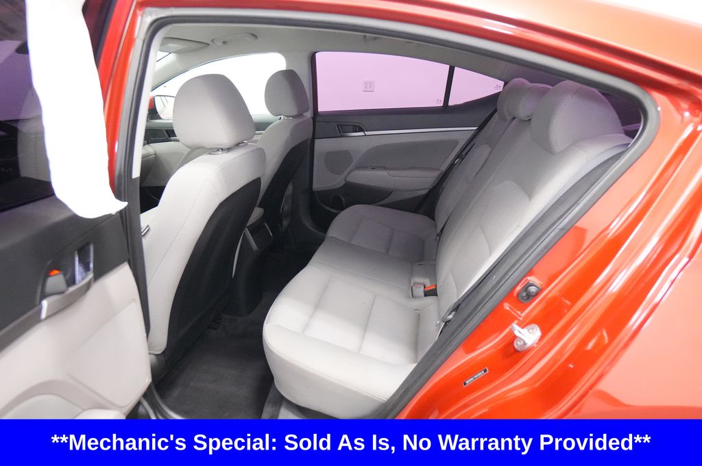 2017 Hyundai Elantra SE - Photo 16