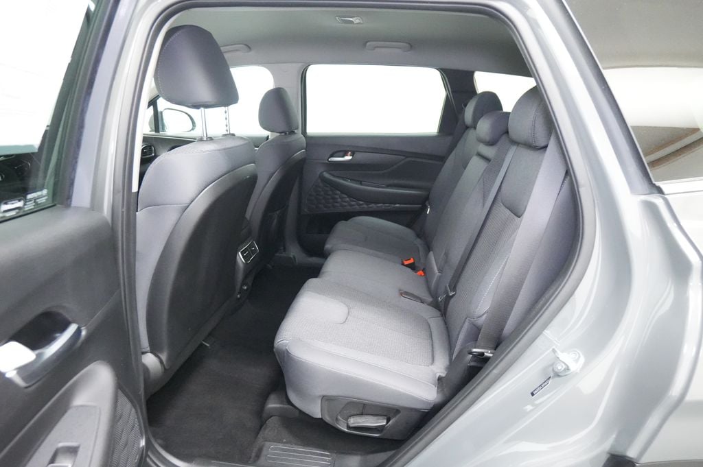 2023 Hyundai Santa Fe SEL - Photo 17