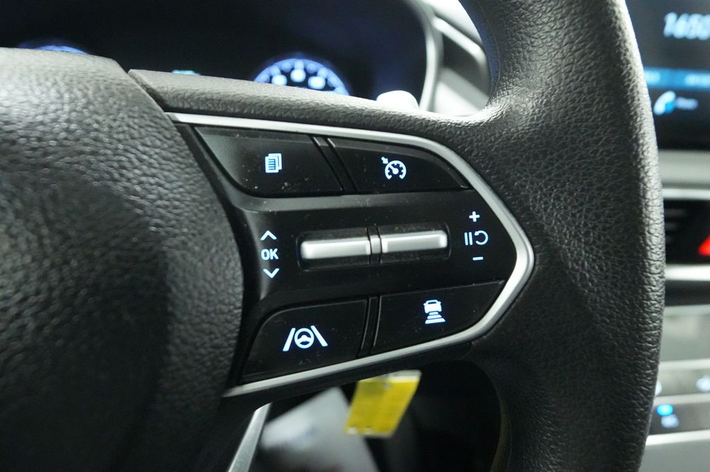 2023 Hyundai Santa Fe SE - Photo 32