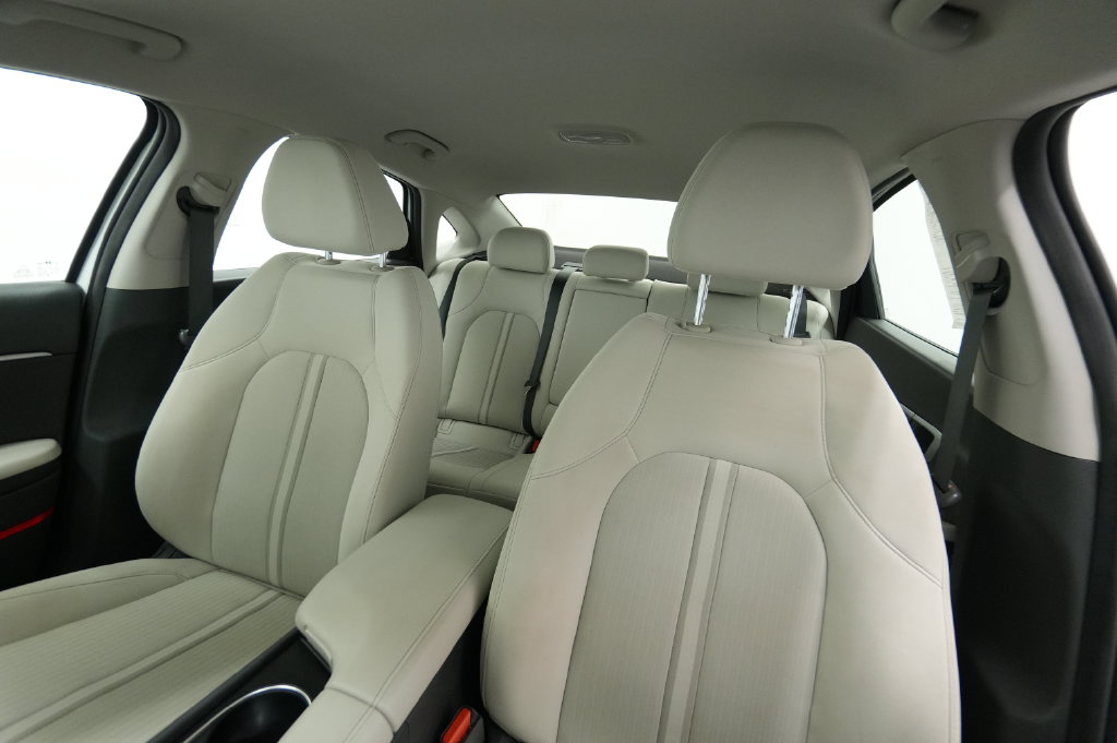 2024 Hyundai Sonata SEL - Photo 14