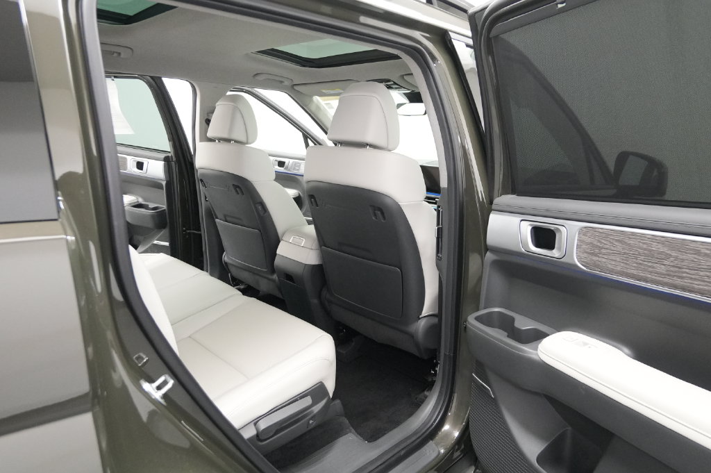 2024 Hyundai Santa Fe Limited - Photo 33