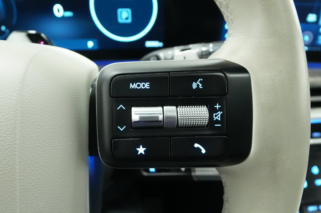 2024 Hyundai Santa Fe Limited - Photo 43