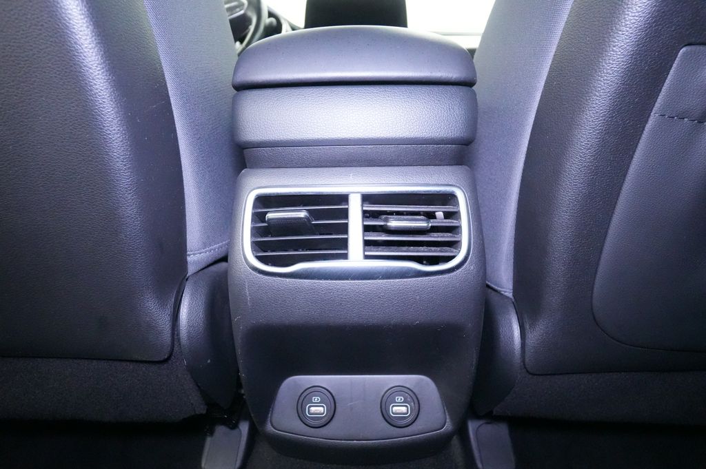 2023 Hyundai Santa Fe SEL - Photo 18