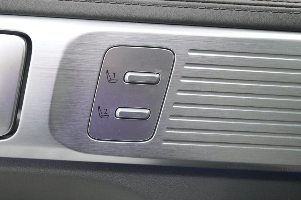 2024 Hyundai Santa Fe Limited - Photo 17
