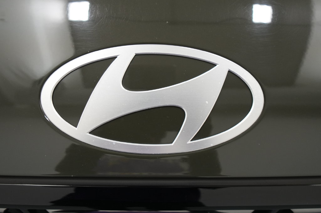 2024 Hyundai Santa Fe Limited - Photo 12