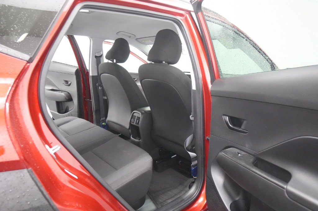2024 Hyundai Kona SEL - Photo 23