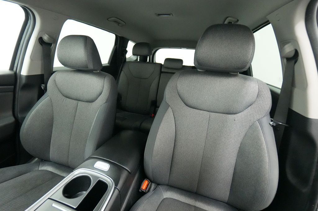 2023 Hyundai Santa Fe SE - Photo 14