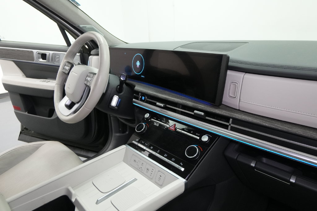 2024 Hyundai Santa Fe Limited - Photo 34