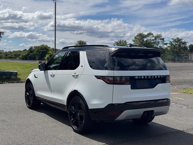 New 2025 Land Rover Discovery Metropolitan Edition SUV