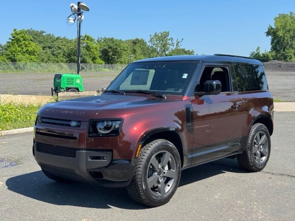 New 2026 Land Rover Defender 90 X-Dynamic SE SUV