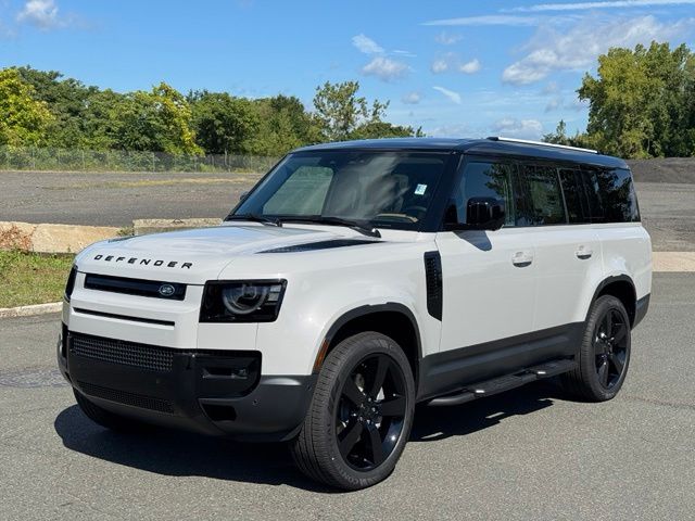  Land Rover Defender 130