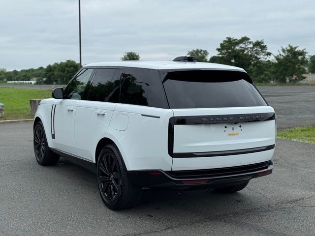 New 2025 Land Rover Range Rover Plug-In Hybrid SE SUV
