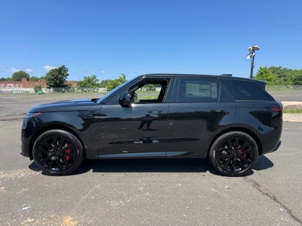 New 2026 Land Rover Range Rover Sport P530 Dynamic SE SUV
