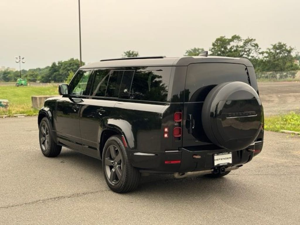 Certified 2023 Land Rover Defender 130 X-Dynamic SE SUV