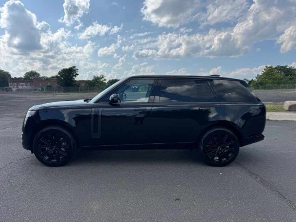 New 2027 Land Rover Range Rover P400 SE 7 Seat SUV