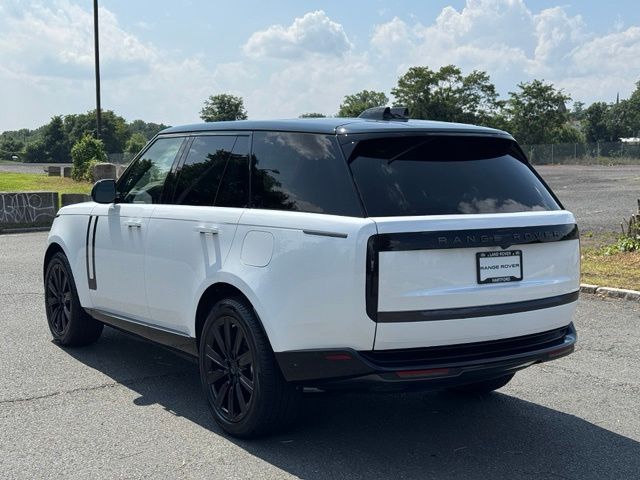 New 2026 Land Rover Range Rover Plug-In Hybrid SE SUV