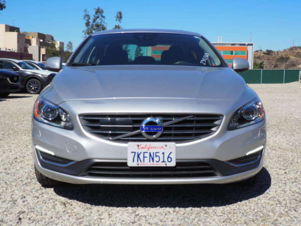 Certified 2015 Volvo S60 T5 Platinum Drive-E (2015.5) Sedan