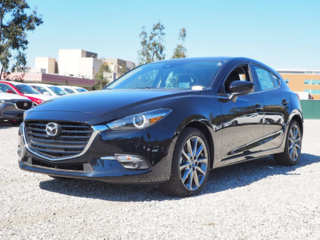 New 2018 Mazda Mazda3 Grand Touring Hatchback