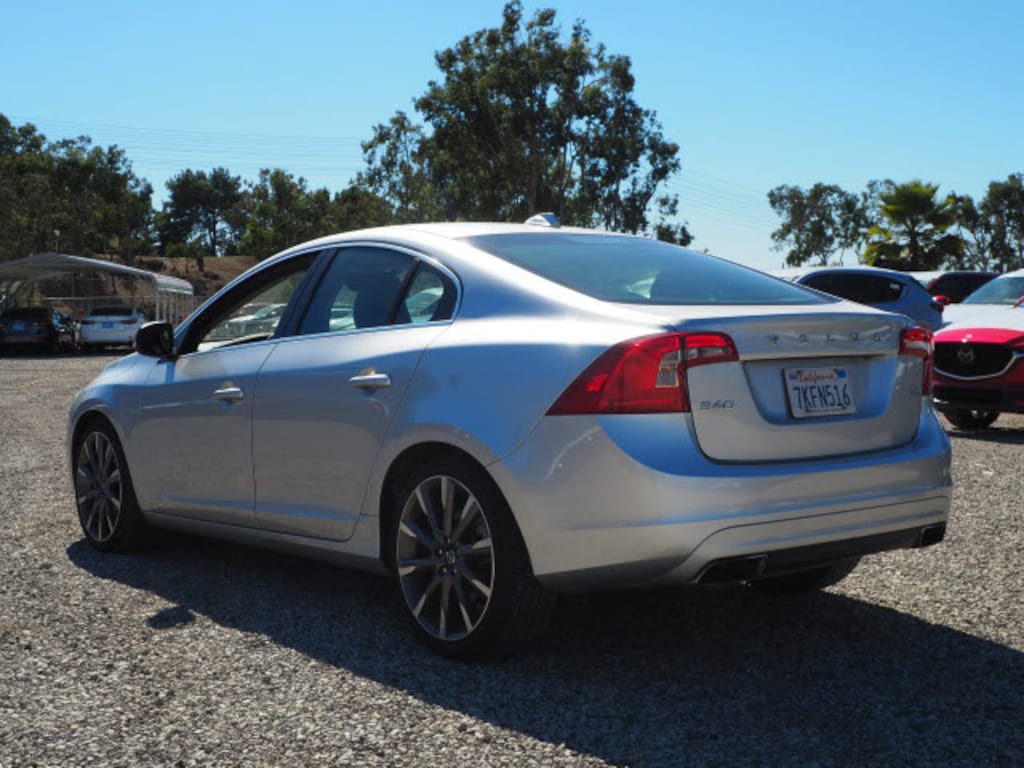 Certified 2015 Volvo S60 T5 Platinum Drive-E (2015.5) Sedan