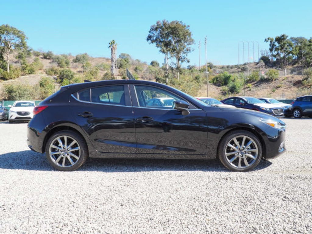 New 2018 Mazda Mazda3 Grand Touring Hatchback