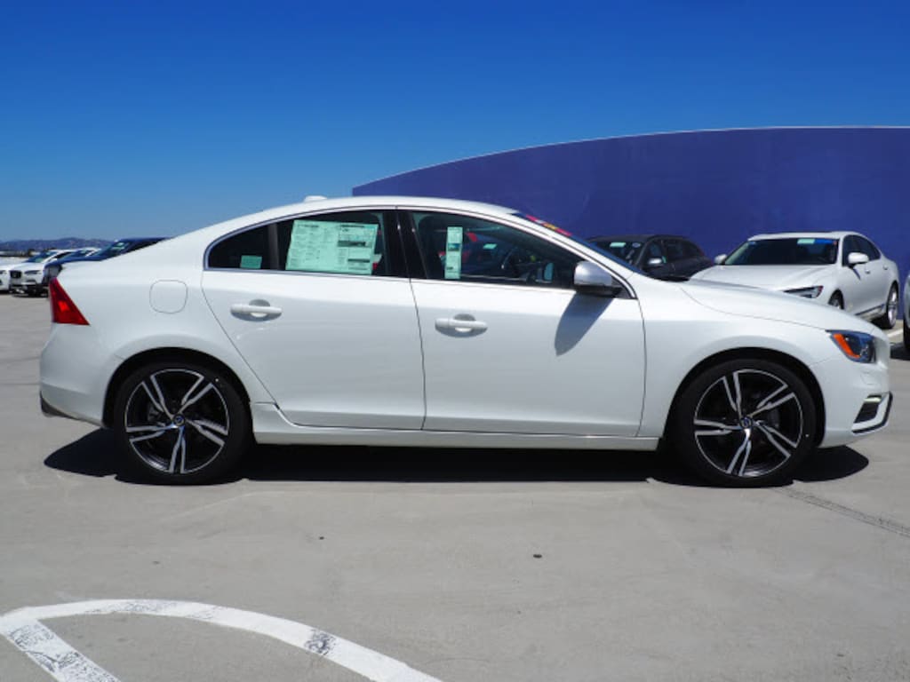 Used 2017 Volvo S60 T6 AWD R-Design Platinum Sedan