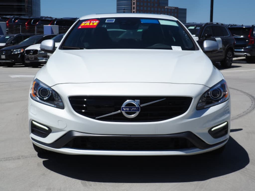 Used 2017 Volvo S60 T6 AWD R-Design Platinum Sedan