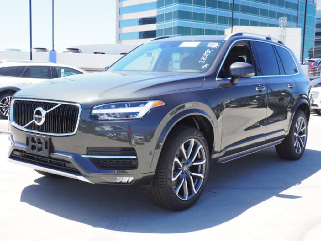 Used 2018 Volvo XC90 T6 AWD Momentum (7 Passenger) SUV