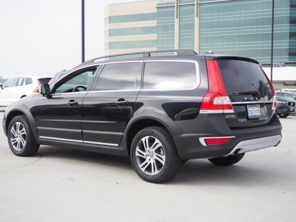 Certified 2015 Volvo XC70 T5 Premier Drive-E (2015.5) Wagon