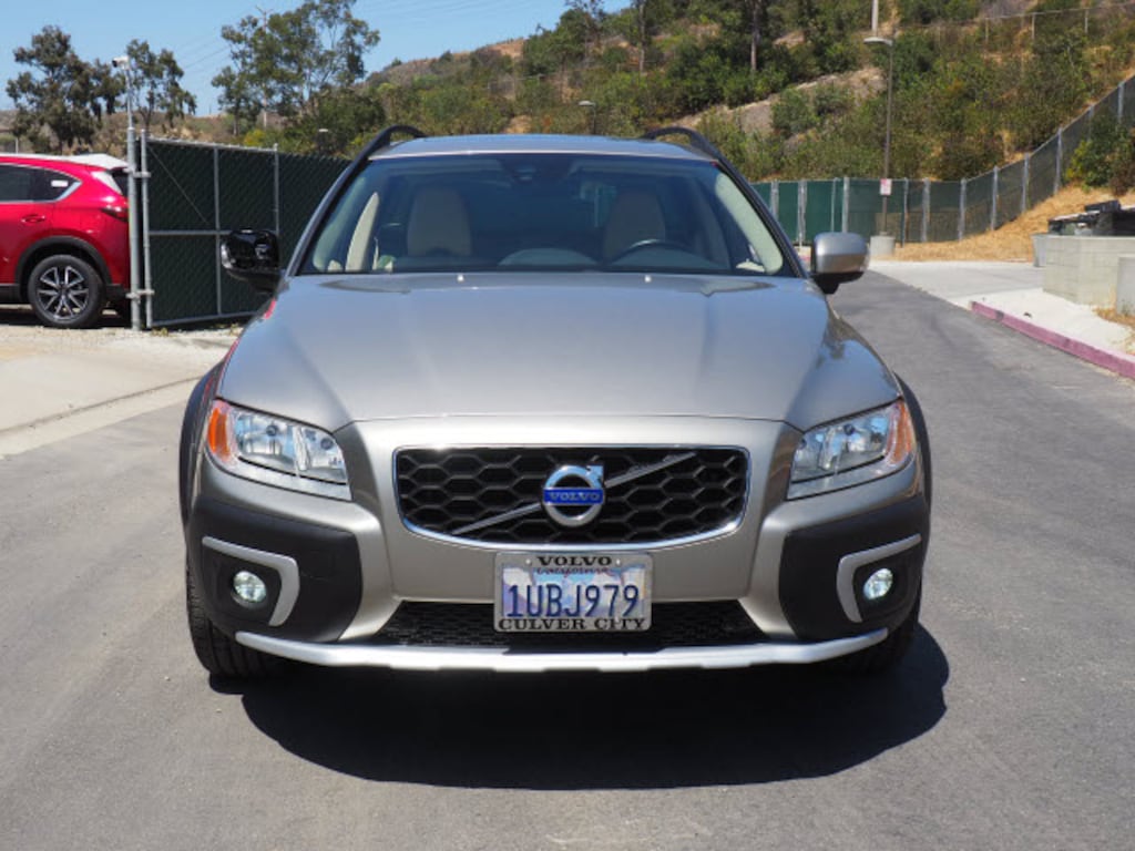 Certified 2015 Volvo XC70 T5 Premier Drive-E (2015.5) Wagon