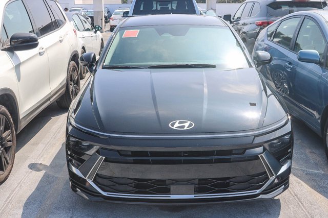 Certified 2025 Hyundai Sonata Hybrid SEL Sedan