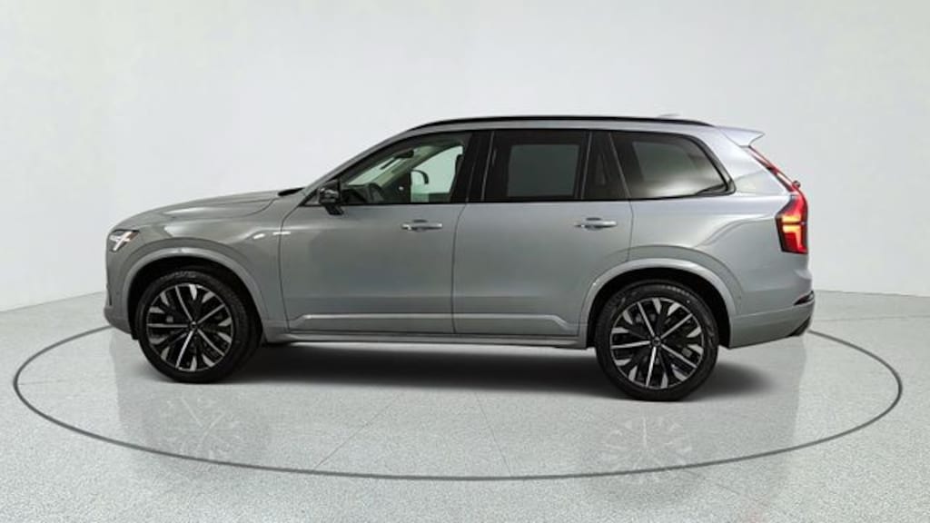 New 2026 Volvo XC90 B6 Ultra Dark Theme 7-Seater SUV