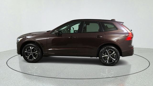 New 2026 Volvo XC60 B5 Core SUV