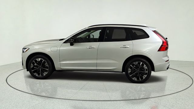 New 2026 Volvo XC60 plug-in hybrid T8 Plus SUV