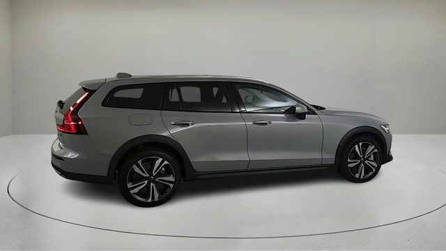 Certified 2026 Volvo V60 Cross Country B5 Plus Wagon