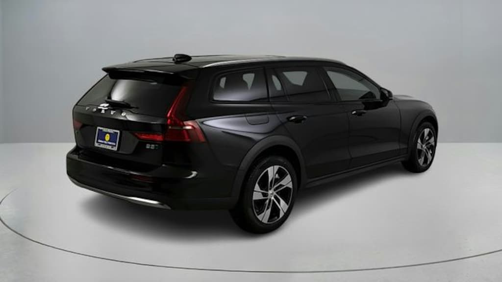 New 2026 Volvo V60 Cross Country B5 Plus Wagon