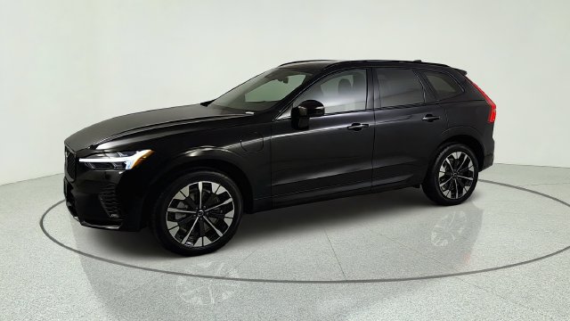 New 2026 Volvo XC60 plug-in hybrid T8 Plus SUV