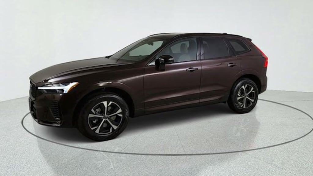 New 2026 Volvo XC60 B5 Core SUV